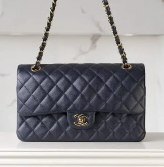 Front view used to assess the shape, proportions and quilting of a Chanel bag